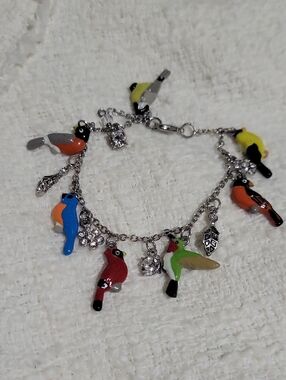 Colorful Bird Charm Bracelet - Multicolor Pendant Chain for Bird Lovers